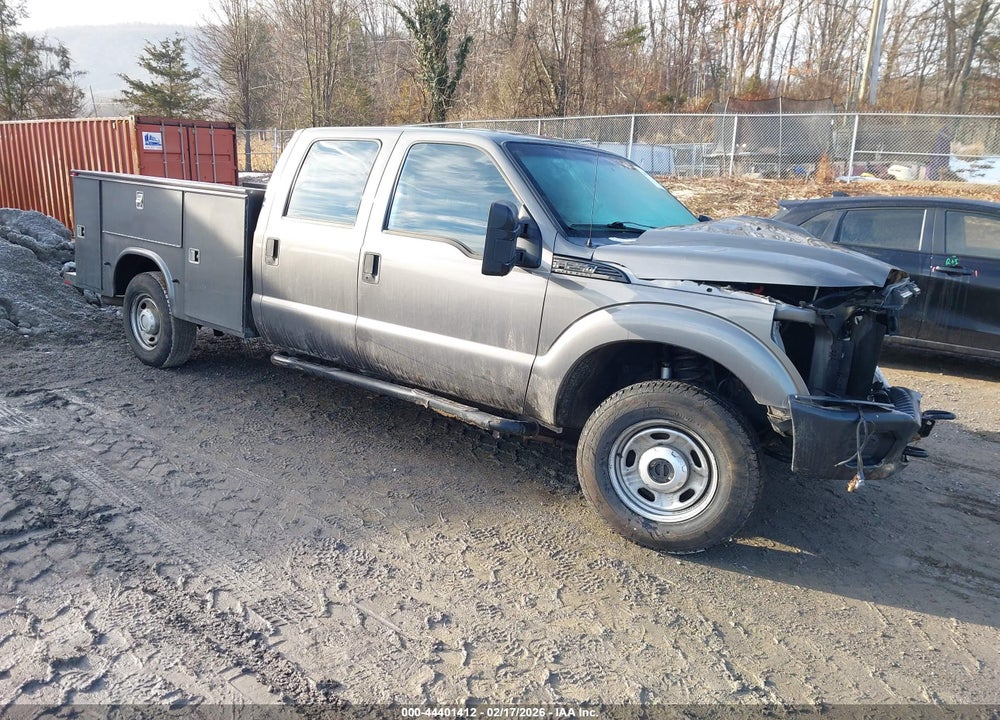 2011 FORD F-250 XL VIN: 1FD7W2B63BEC58704