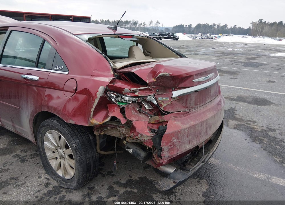 2014 CHRYSLER 200 LIMITED VIN: 1C3CCBCG3EN157027