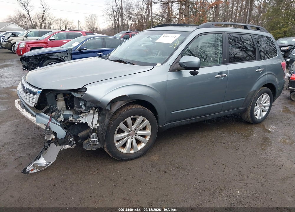 2011 SUBARU FORESTER 2.5X PREMIUM VIN: JF2SHADC9BG742162