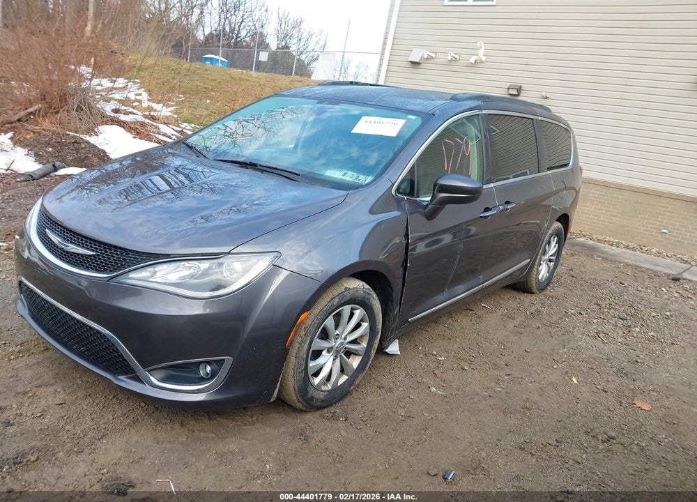 2017 CHRYSLER PACIFICA TOURING-L VIN: 2C4RC1BG2HR839440