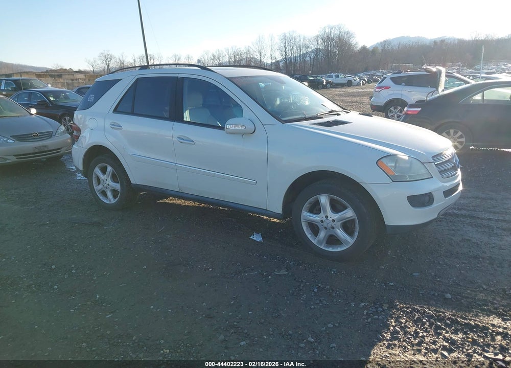2008 MERCEDES-BENZ ML 350 4MATIC VIN: 4JGBB86E18A415608