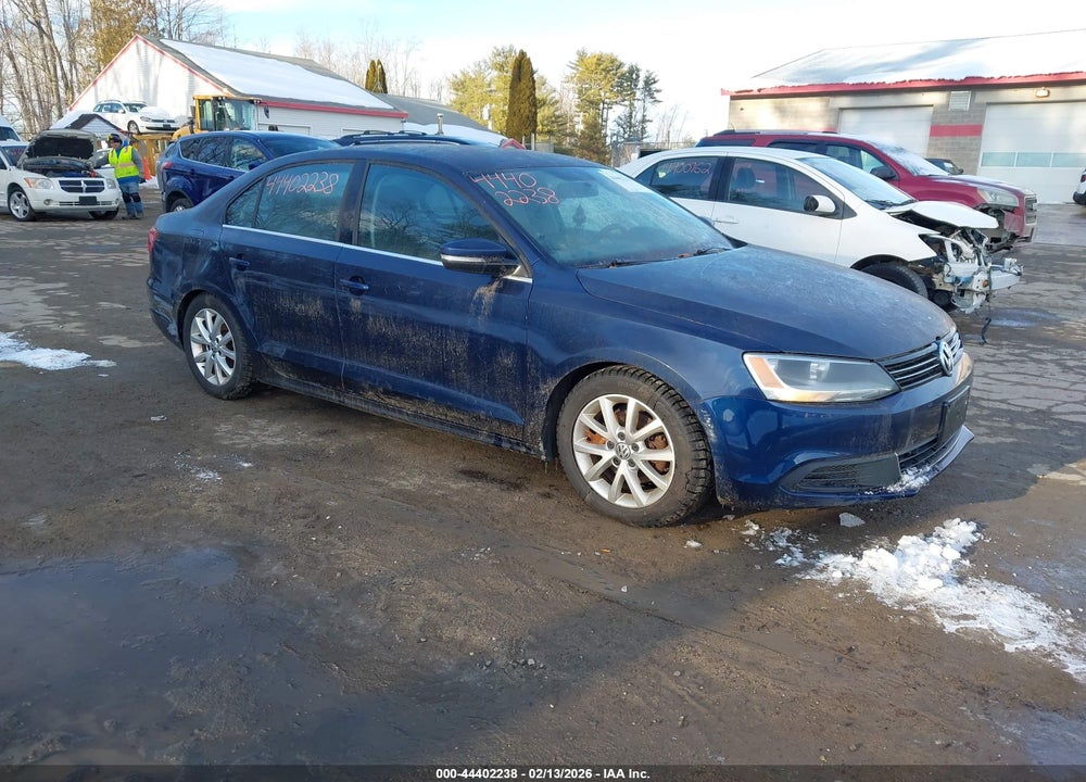 2014 VOLKSWAGEN JETTA 1.8T SE VIN: 3VWB07AJ5EM387428