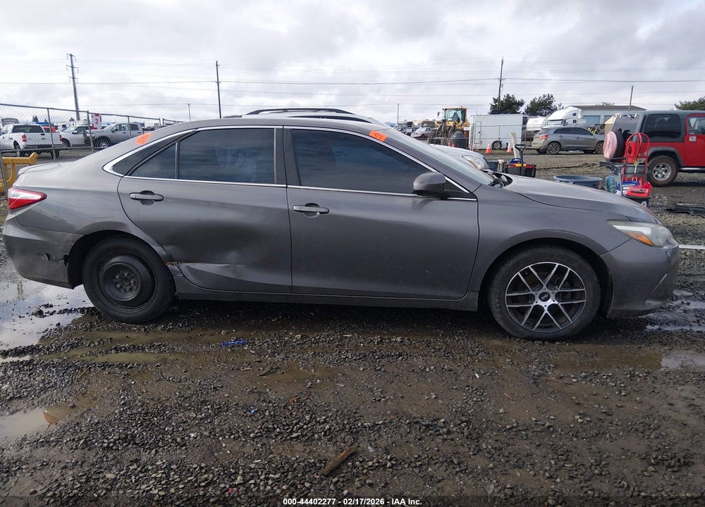2016 TOYOTA CAMRY SE VIN: 4T1BF1FK2GU200396
