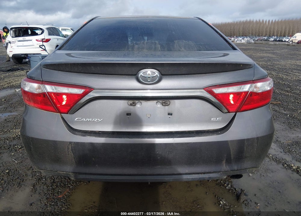 2016 TOYOTA CAMRY SE VIN: 4T1BF1FK2GU200396