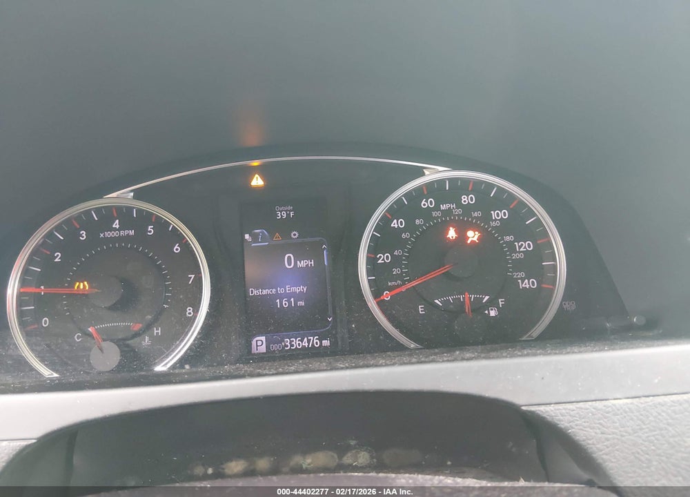 2016 TOYOTA CAMRY SE VIN: 4T1BF1FK2GU200396