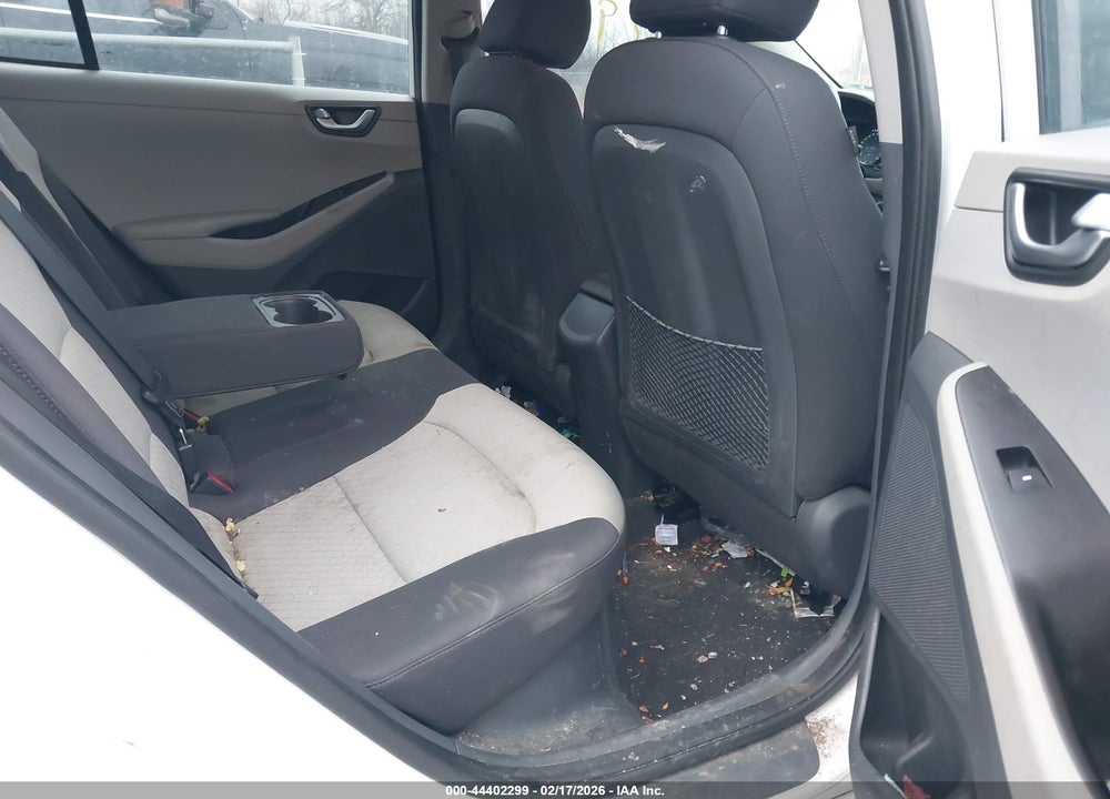 2019 HYUNDAI IONIQ HYBRID SEL VIN: KMHC75LC1KU116973