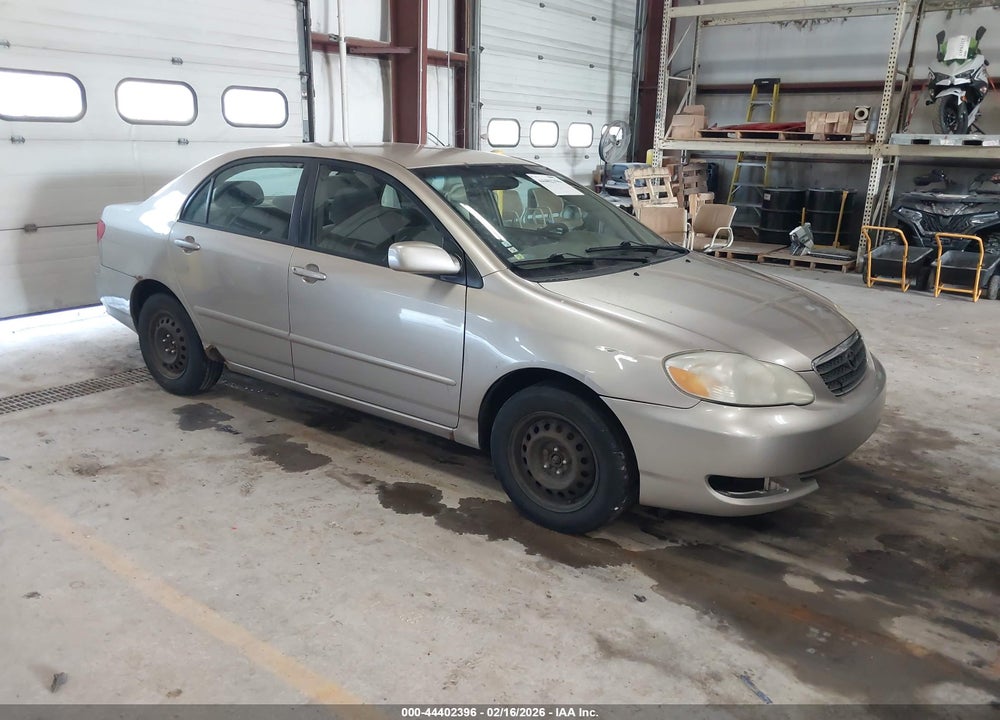 2005 TOYOTA COROLLA LE VIN: 1NXBR30E35Z485015