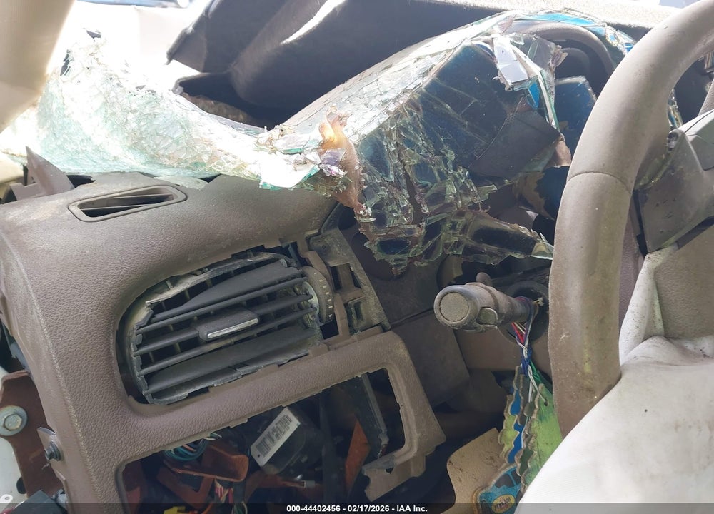 2010 CHEVROLET TAHOE LTZ VIN: 1GNUKCE07AR180362