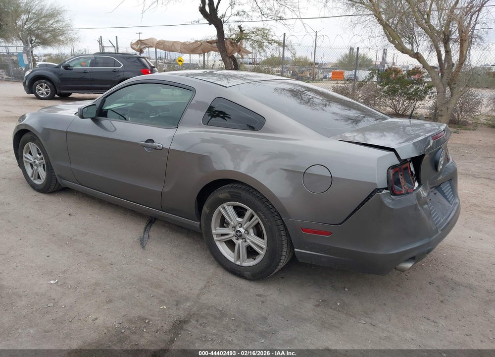 2014 FORD MUSTANG V6 VIN: 1ZVBP8AM4E5250482