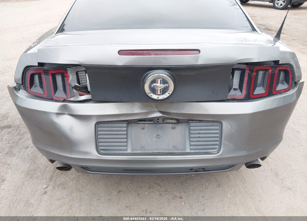 2014 FORD MUSTANG V6 VIN: 1ZVBP8AM4E5250482
