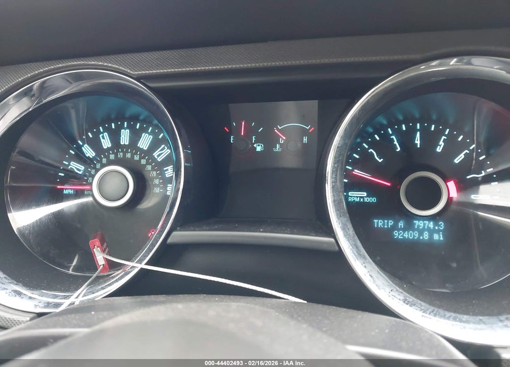 2014 FORD MUSTANG V6 VIN: 1ZVBP8AM4E5250482