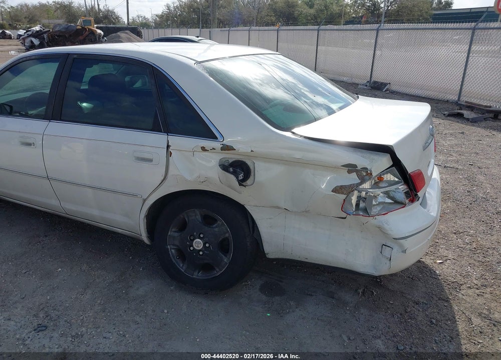 2003 TOYOTA AVALON XLS VIN: 4T1BF28B23U310670
