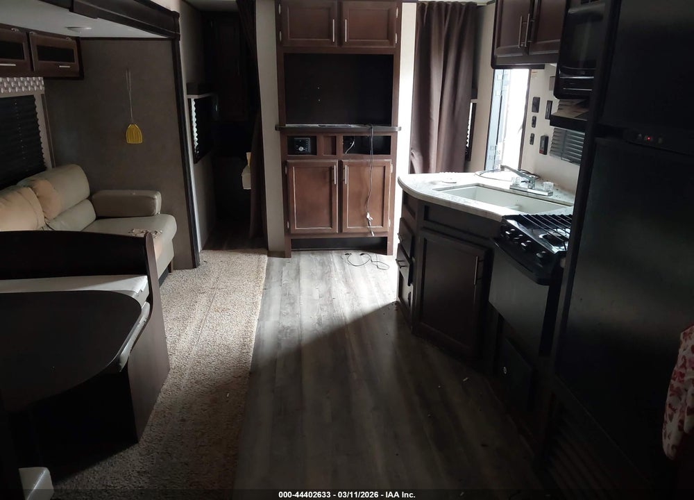 2019 JAYCO JAY FLIGHT SLX M-267 VIN: 1UJBJ0BP0K17W0183