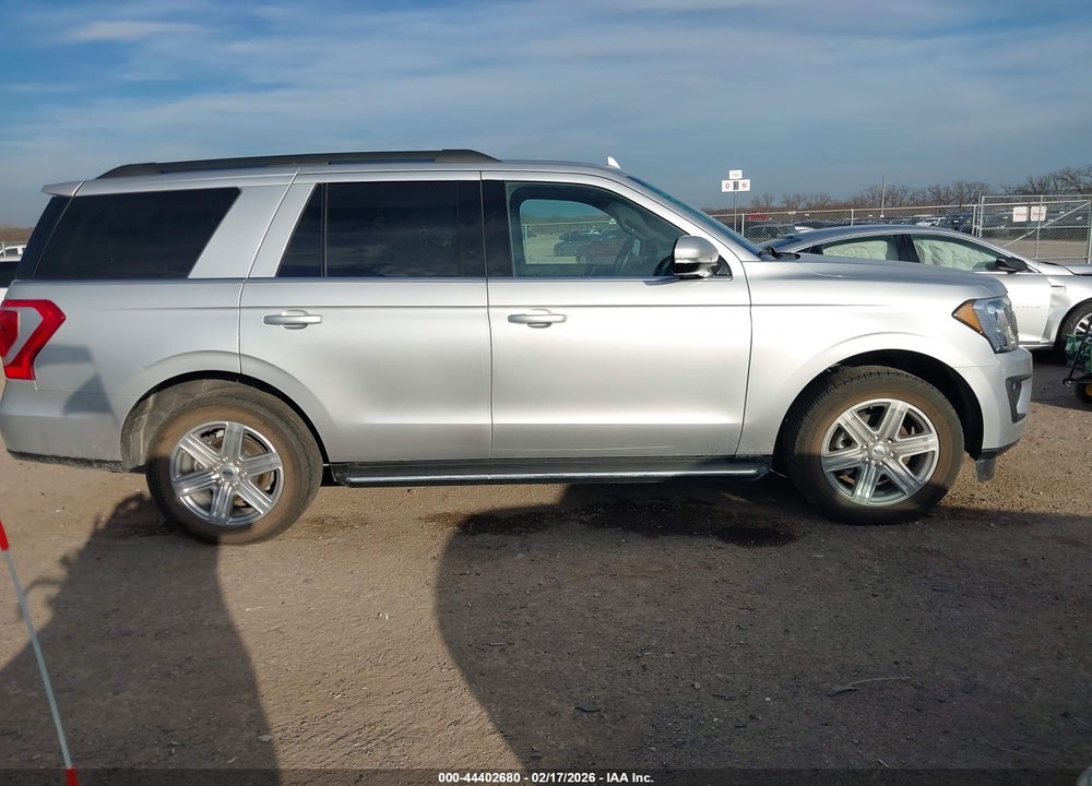 2019 FORD EXPEDITION XLT VIN: 1FMJU1HTXKEA08959