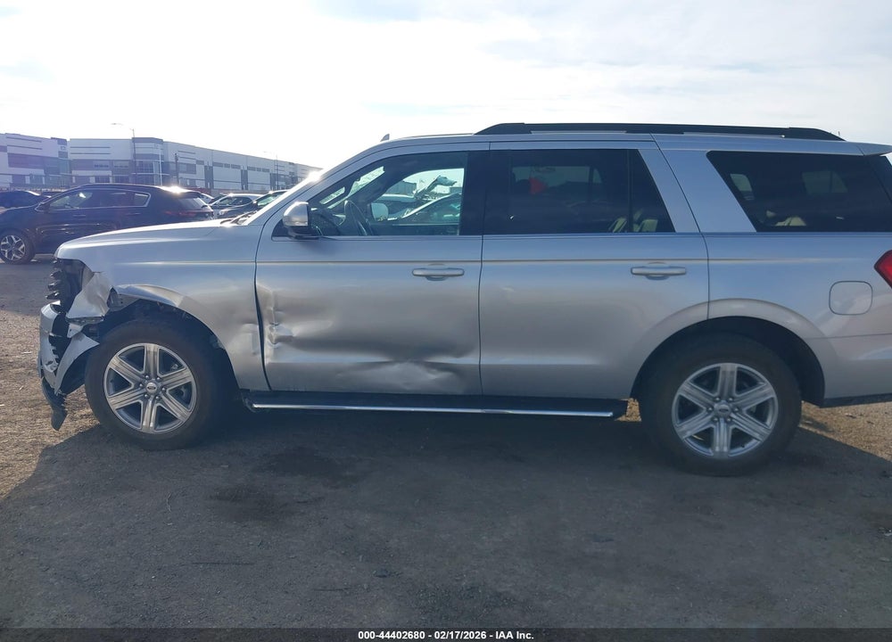 2019 FORD EXPEDITION XLT VIN: 1FMJU1HTXKEA08959