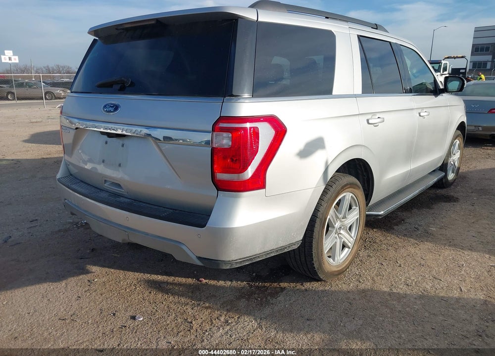 2019 FORD EXPEDITION XLT VIN: 1FMJU1HTXKEA08959