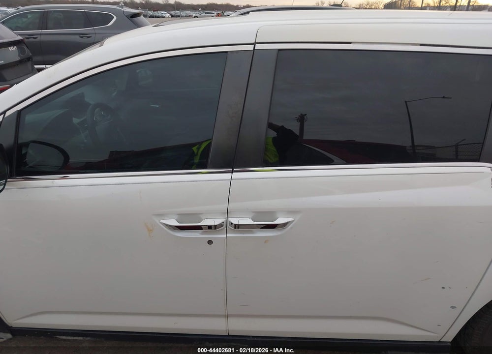 2014 HONDA ODYSSEY EX-L VIN: 5FNRL5H62EB025091