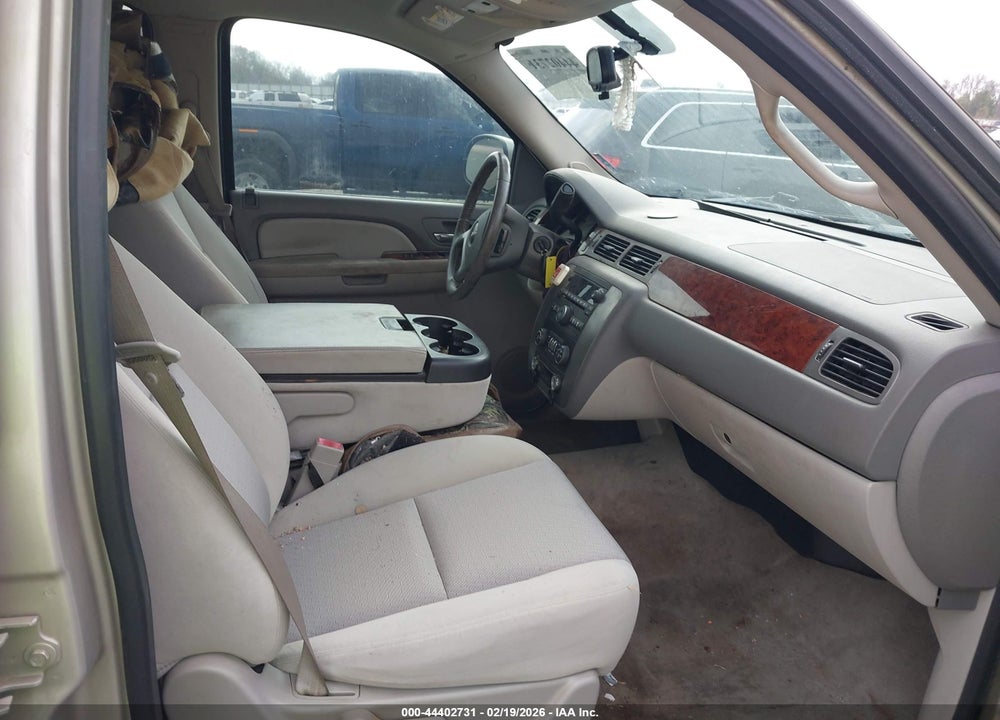 2009 GMC YUKON SLE1 VIN: 1GKFC23099R158603