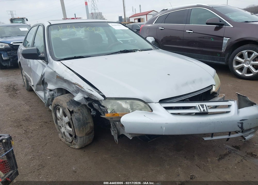 2002 HONDA ACCORD 2.3 EX VIN: 1HGCG56692A145411