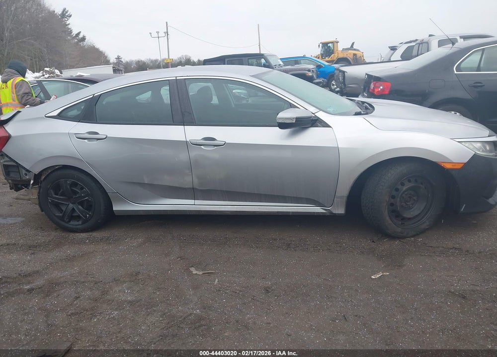 2017 HONDA CIVIC LX VIN: 19XFC2F57HE025769