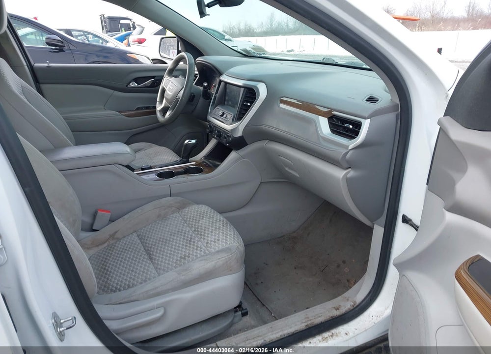 2019 GMC ACADIA SLE-1 VIN: 1GKKNRLA5KZ126179