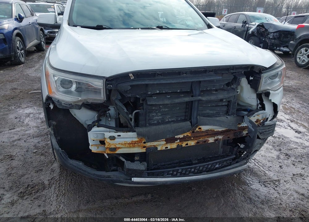 2019 GMC ACADIA SLE-1 VIN: 1GKKNRLA5KZ126179