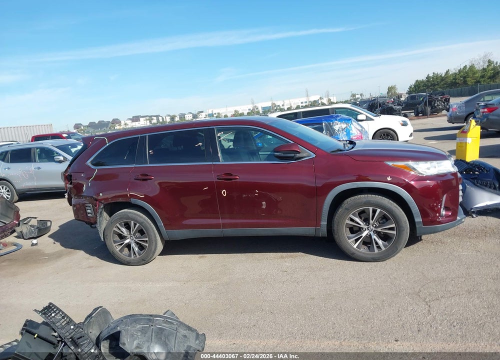 2019 TOYOTA HIGHLANDER LE VIN: 5TDZARFHXKS053049