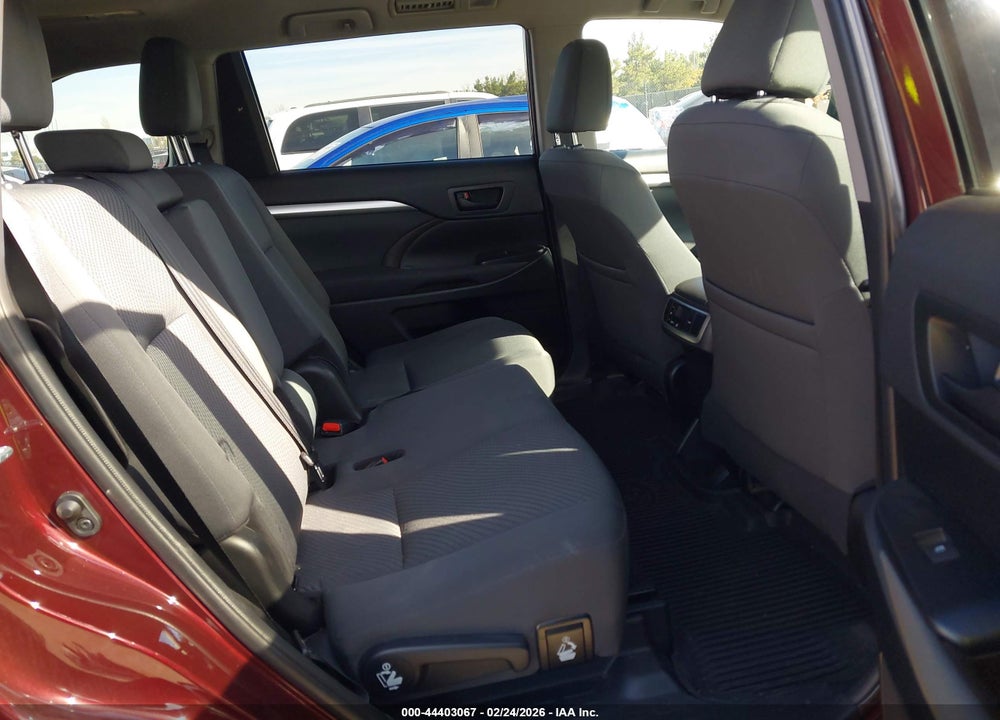 2019 TOYOTA HIGHLANDER LE VIN: 5TDZARFHXKS053049