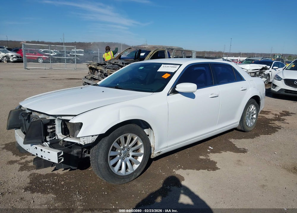 2014 CHRYSLER 300 VIN: 2C3CCAAG8EH138513