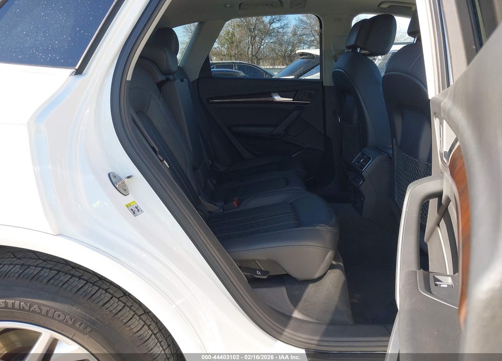 2019 AUDI Q5 45 PREMIUM VIN: WA1ANAFY0K2101114