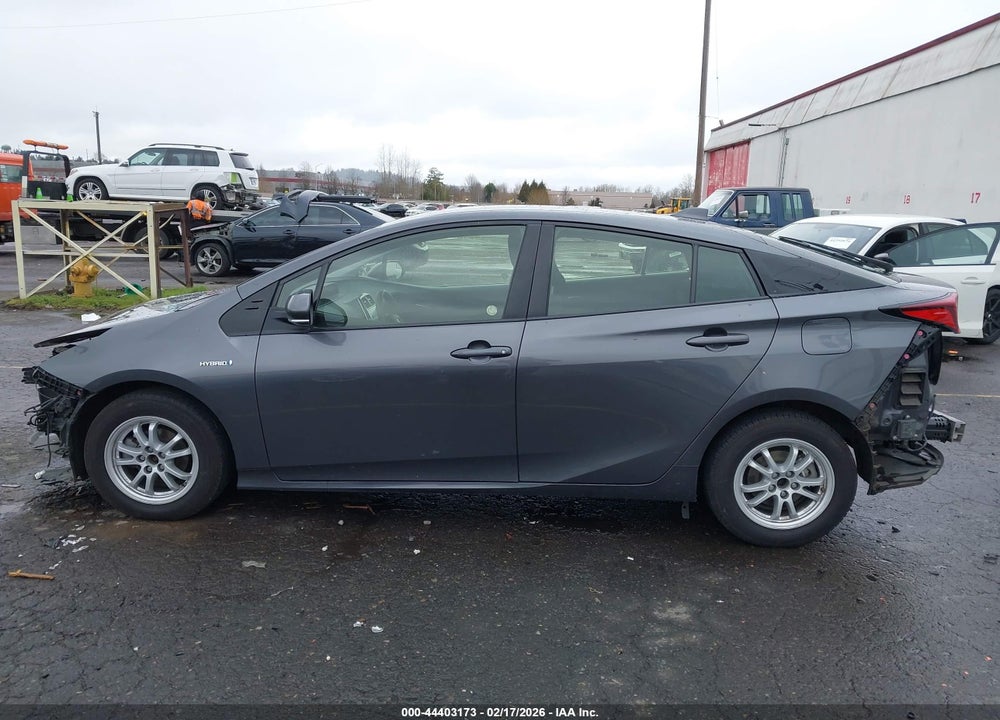 2021 TOYOTA PRIUS LE VIN: JTDKAMFU8M3142995