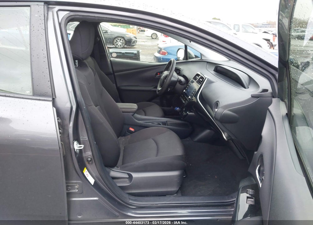 2021 TOYOTA PRIUS LE VIN: JTDKAMFU8M3142995