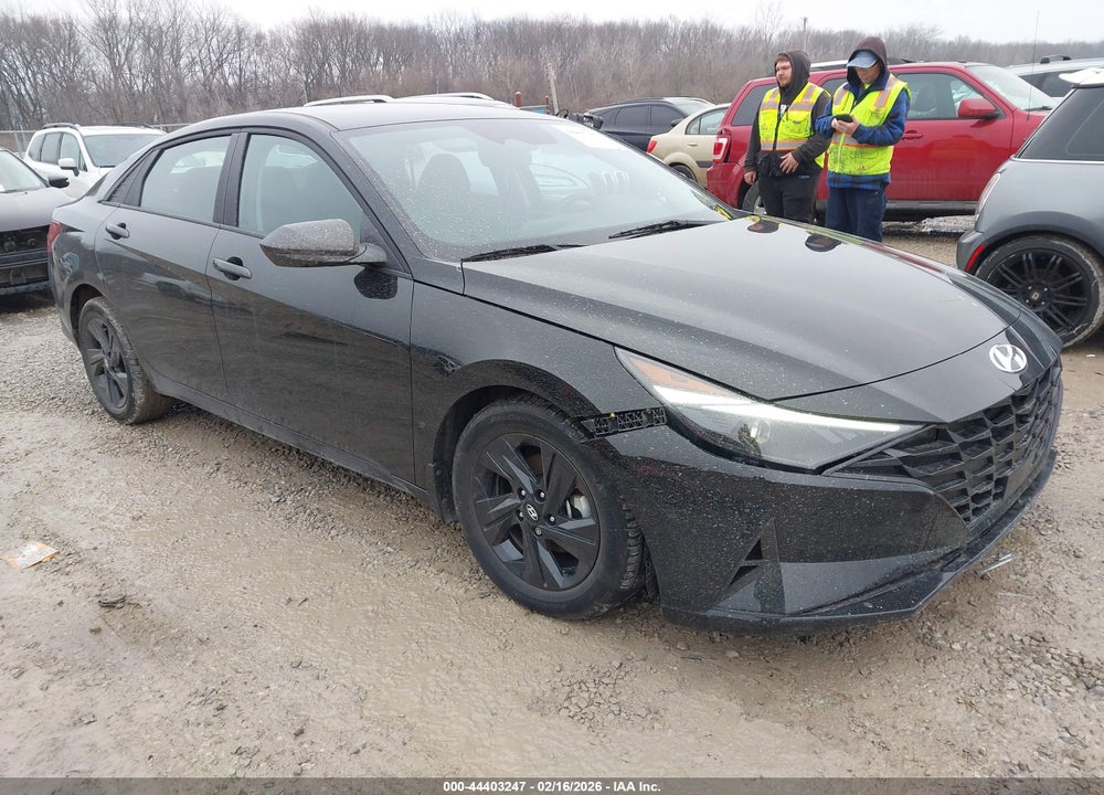 2022 HYUNDAI ELANTRA SEL VIN: KMHLS4AG2NU369657