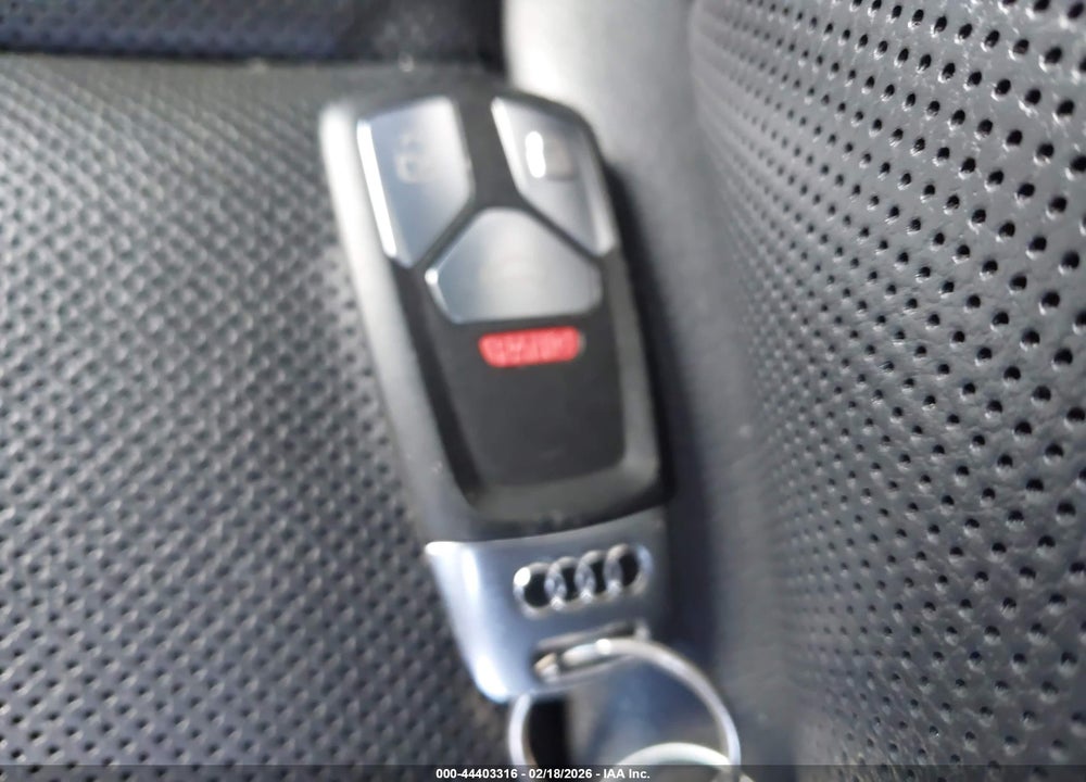 2017 AUDI Q7 3.0T PREMIUM VIN: WA1LAAF7XHD027077