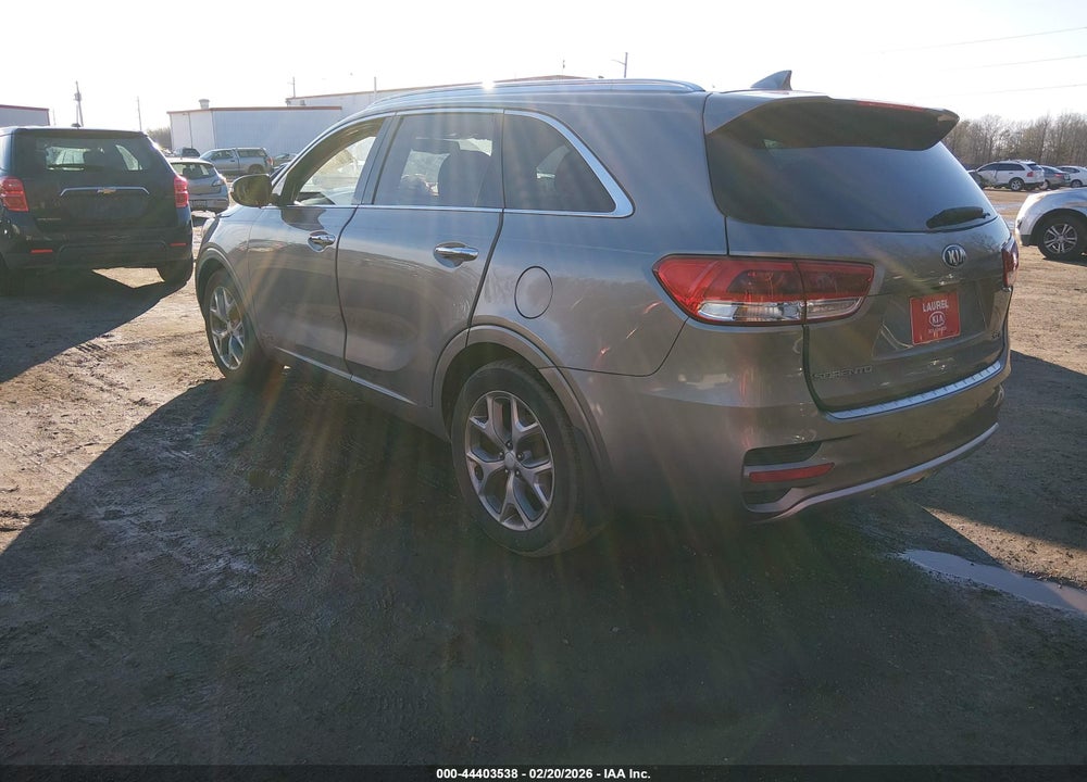 2017 KIA SORENTO 3.3L SX VIN: 5XYPKDA52HG311767