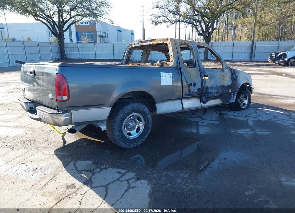 2002 FORD F-150 XL/XLT VIN: 1FTRX17202NA84925