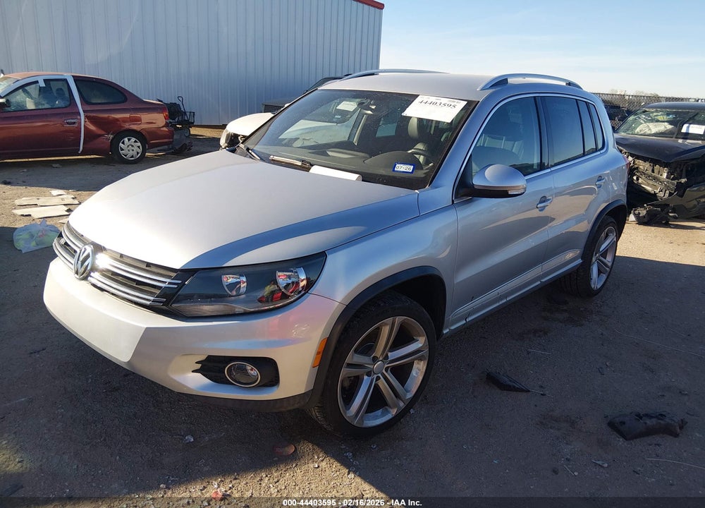 2016 VOLKSWAGEN TIGUAN R-LINE VIN: WVGAV7AX7GW064226