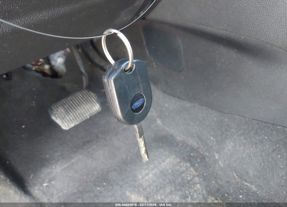 2015 FORD FOCUS SE VIN: 1FADP3K23FL317295