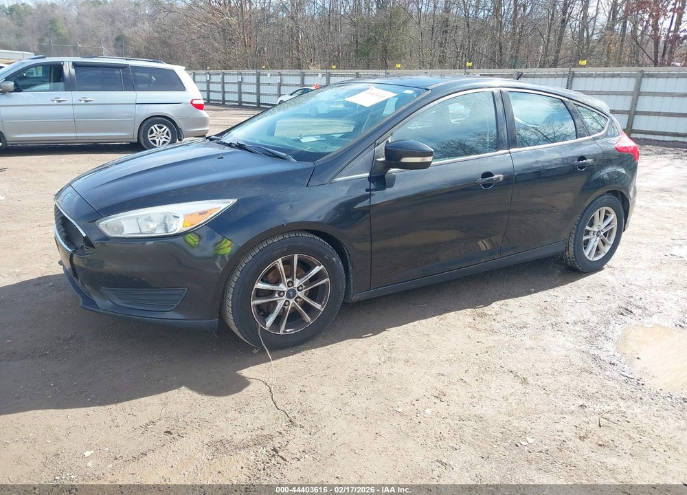 2015 FORD FOCUS SE VIN: 1FADP3K23FL317295