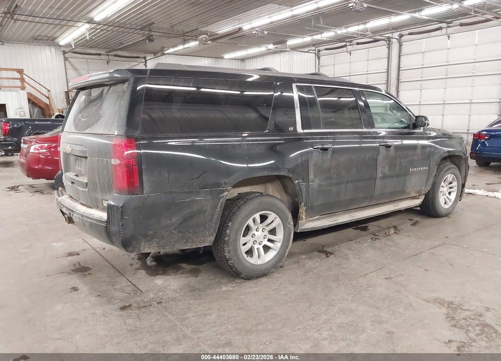 2015 CHEVROLET SUBURBAN 1500 LT VIN: 1GNSKJKC2FR606136