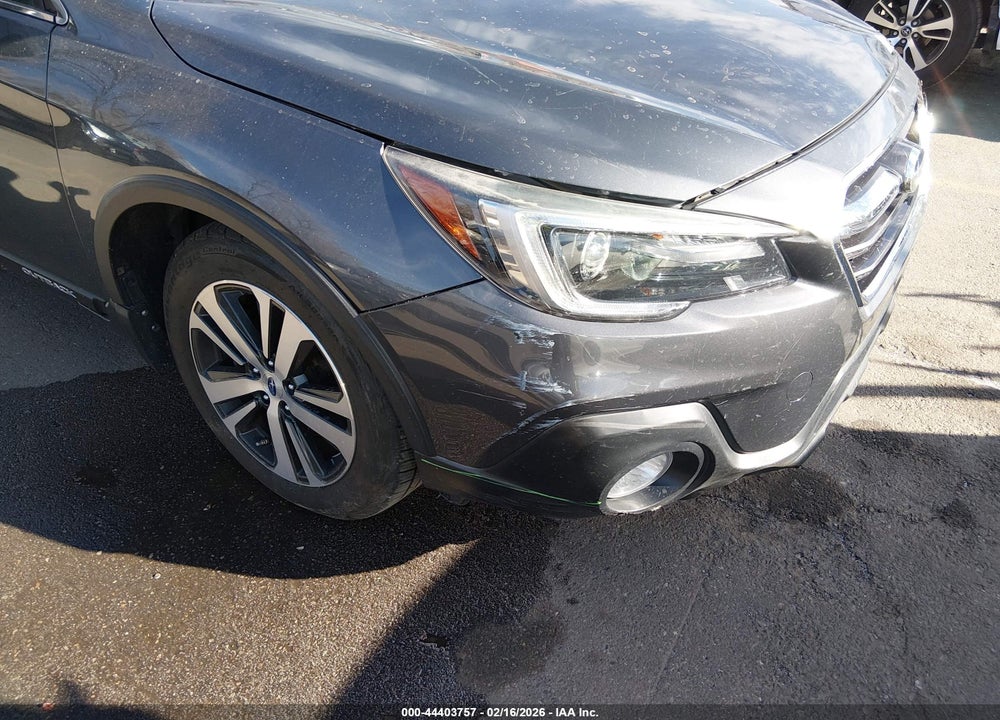 2018 SUBARU OUTBACK 2.5I LIMITED VIN: 4S4BSANCXJ3213027