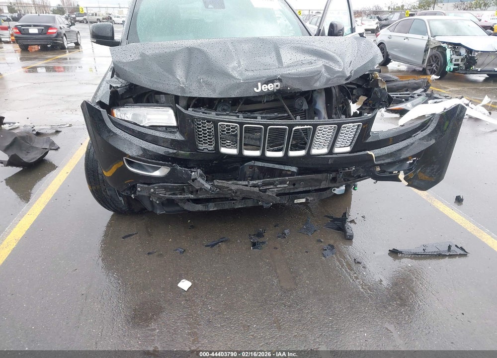 2015 JEEP GRAND CHEROKEE SUMMIT VIN: 1C4RJFJM9FC711938