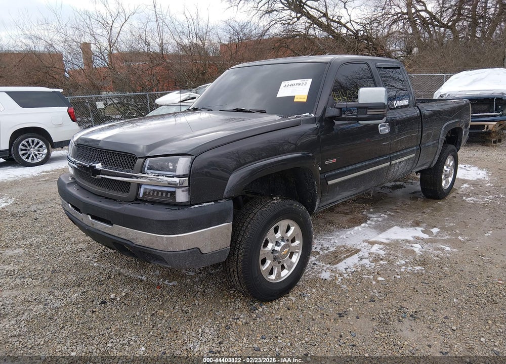 2003 CHEVROLET SILVERADO 2500HD LS VIN: 1GCHK29123E358552