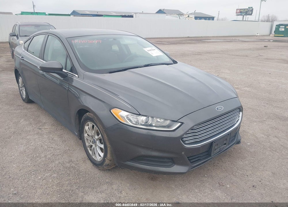 2015 FORD FUSION S VIN: 3FA6P0G70FR177591