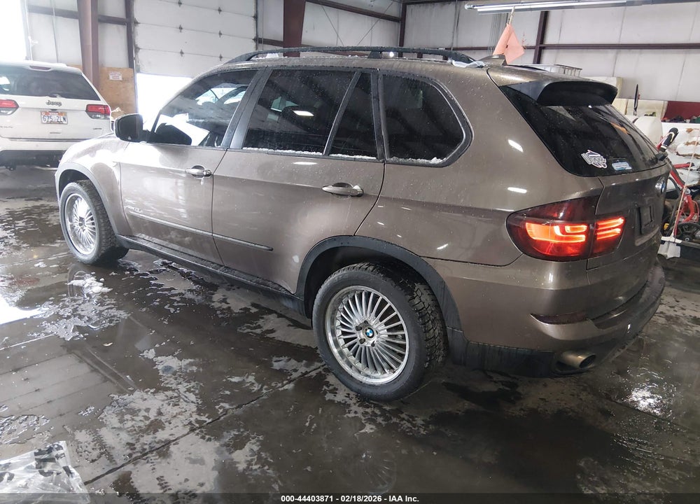 2011 BMW X5 XDRIVE35I/XDRIVE35I PREMIUM/XDRIVE35I SPORT ACTIVITY VIN: 5UXZV4C57BL400841