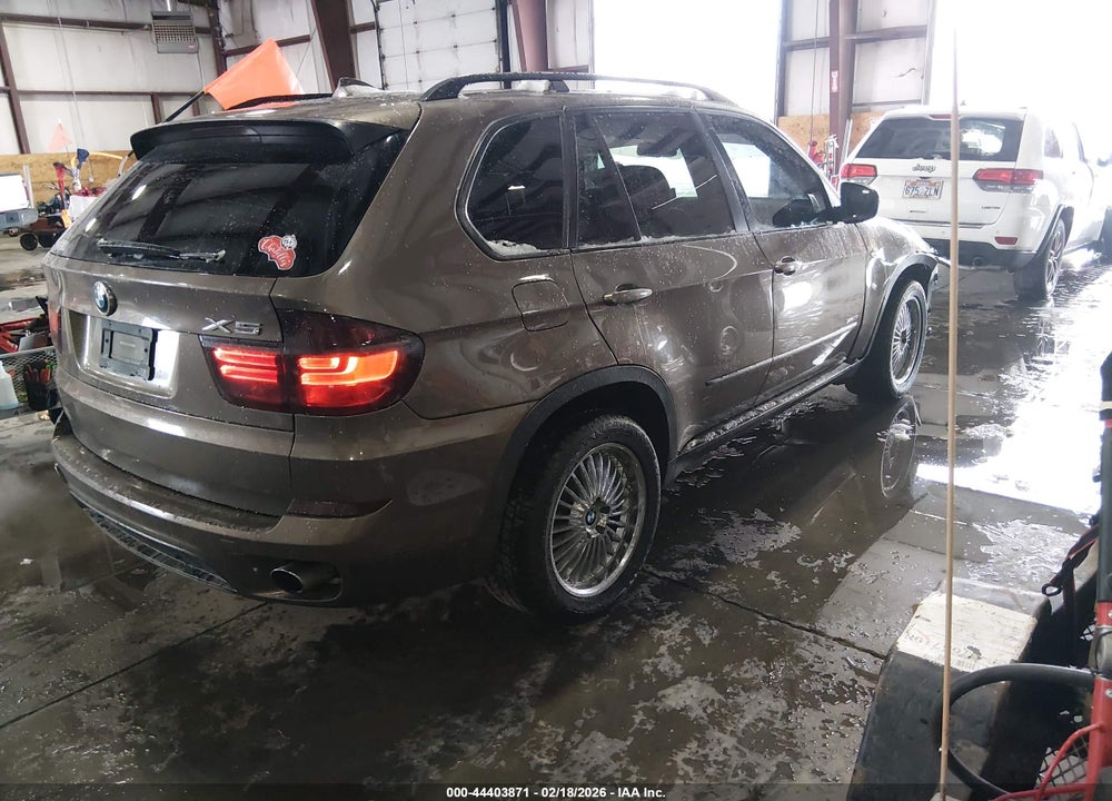2011 BMW X5 XDRIVE35I/XDRIVE35I PREMIUM/XDRIVE35I SPORT ACTIVITY VIN: 5UXZV4C57BL400841
