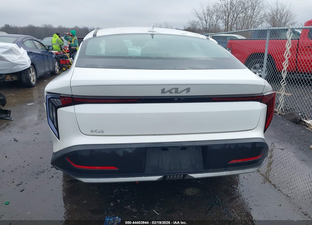 2025 KIA K4 LXS VIN: 3KPFT4DE5SE147844
