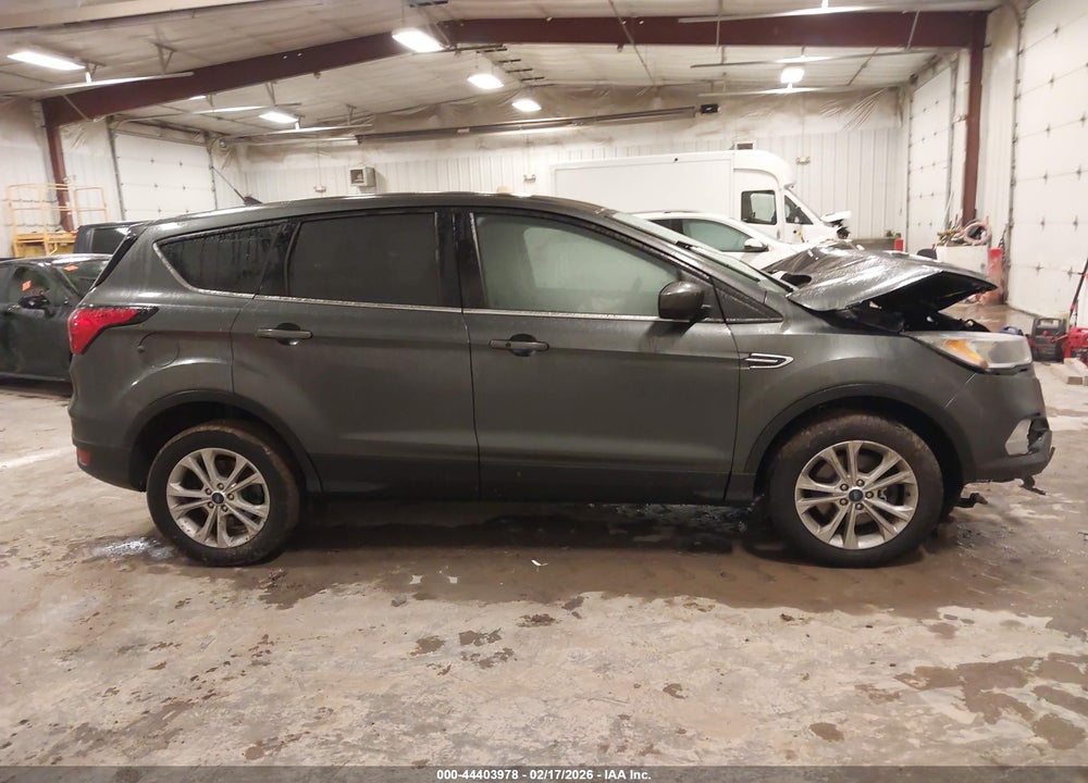 2019 FORD ESCAPE SE VIN: 1FMCU9GD0KUA95035