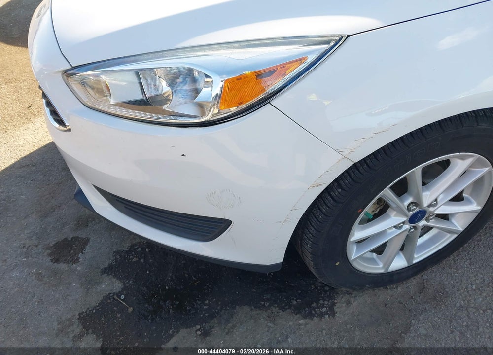 2015 FORD FOCUS SE VIN: 1FADP3F24FL300581