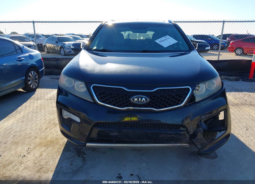2011 KIA SORENTO SX V6 VIN: 5XYKW4A20BG093615